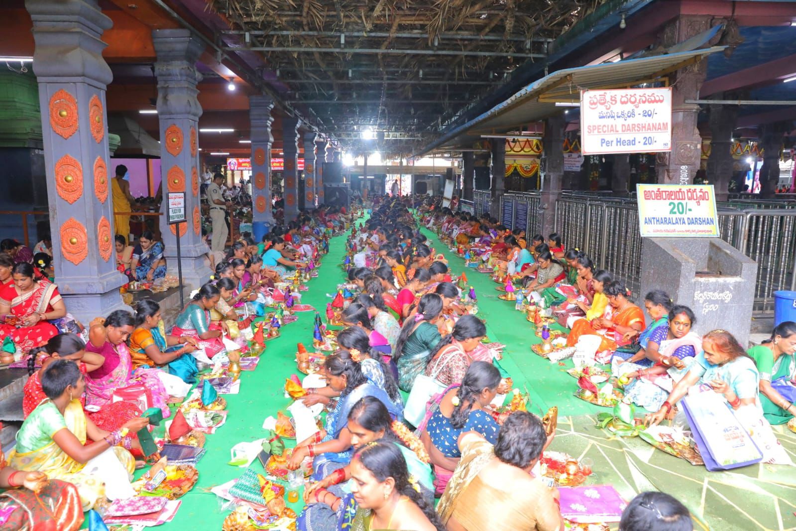 Large-scale saree distribution at Pithapuram temple
