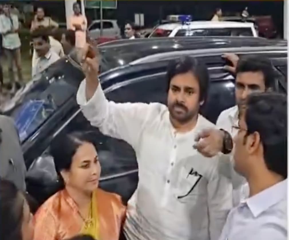 Pawan Kalyan sending mangoes from his farm to Kuridi villagers