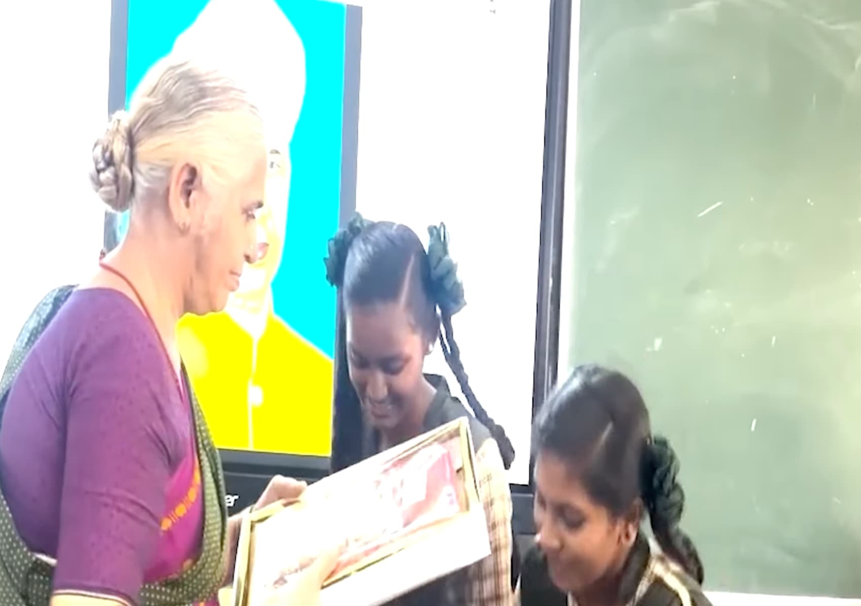 Teachers in Pithapuram honoured with clothes gifted through students