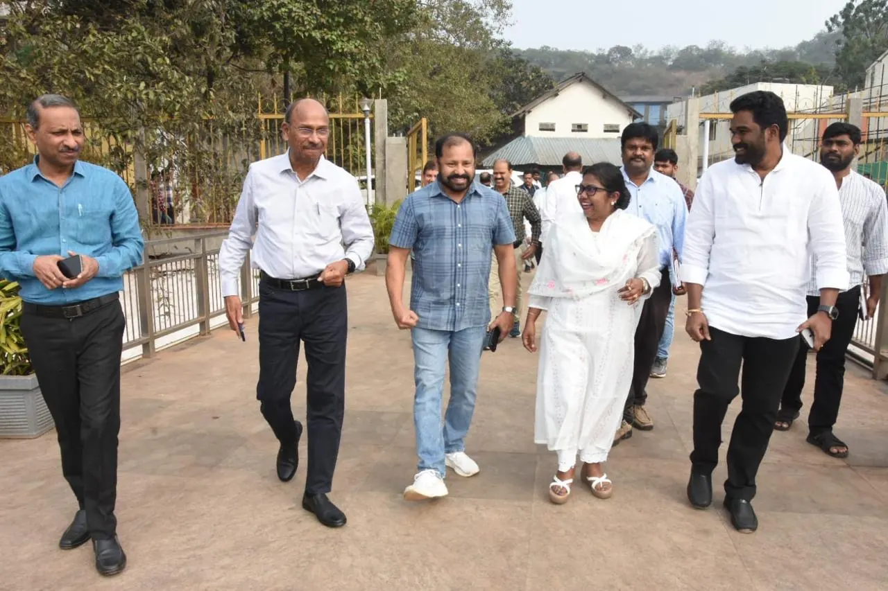 Vizag Port Pollution Inspection: photo 2